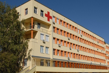 Болницата в Добрич набира доброволци