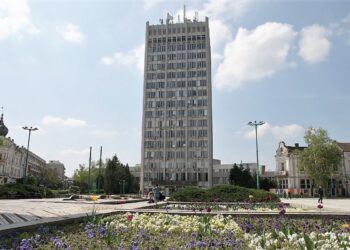 Видин потъва в тъмнина за час