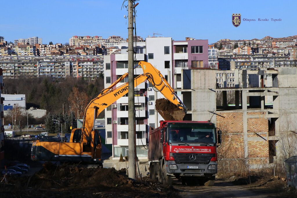 Строят нова пътна връзка към 25-хиляден квартал във В. Търново 1 P 1 2