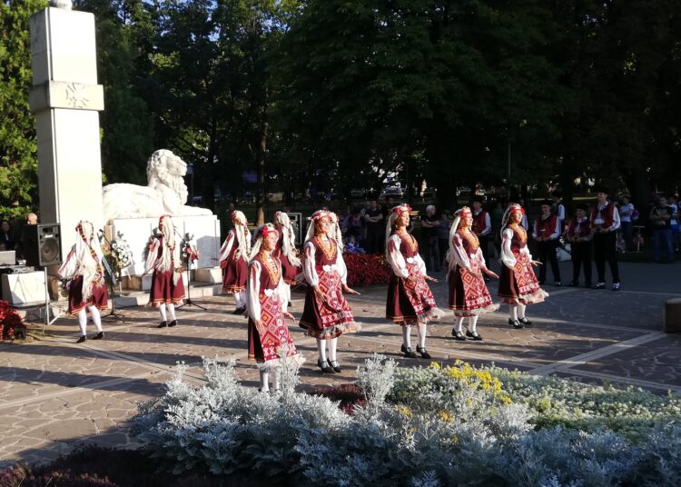В Монтана читалищните състави започнаха новия творчески сезон 1 Pastrina nov sezon