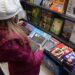 Младо семейство с инициатива "Подари книга на читалище в нужда" 8 Младо семейство с инициатива “Подари книга на читалище в нужда”