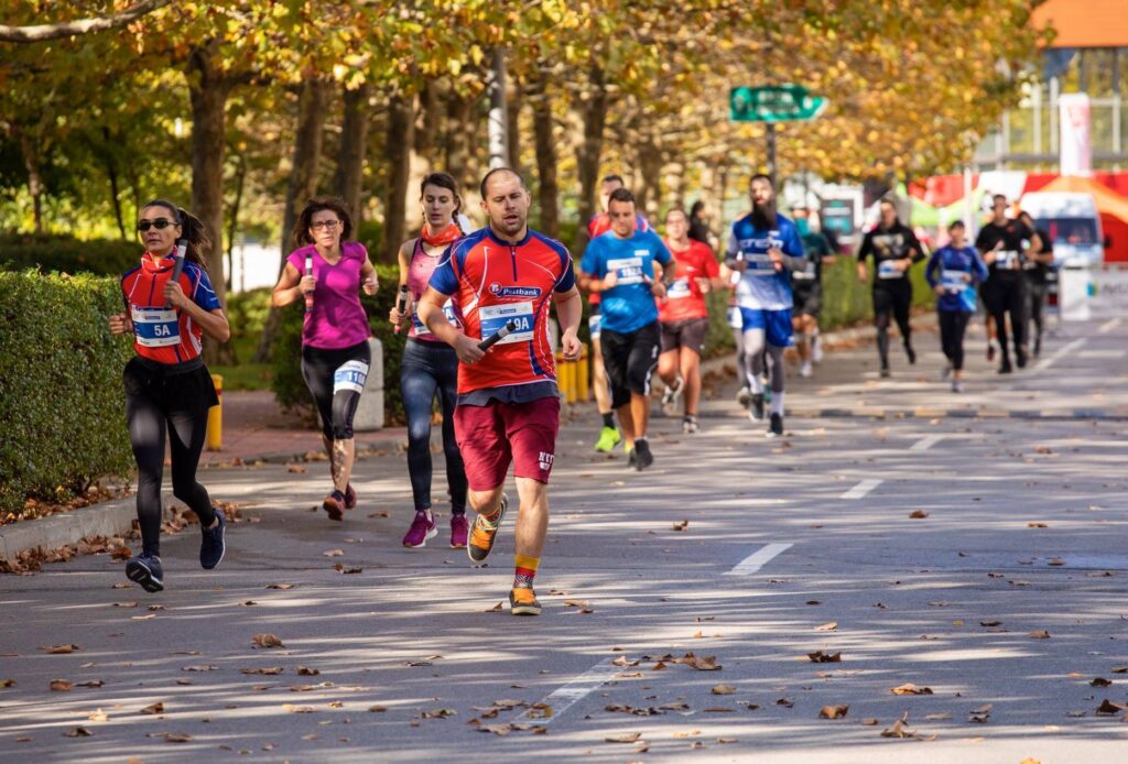 800 участници от 70 компании се включиха в Postbank Business Run 2020 1 Postbank Business Run 2020 2