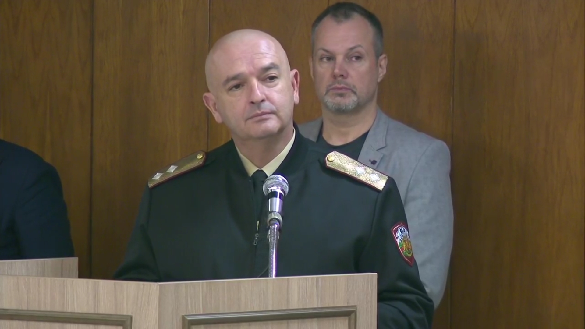 Малките деца имат нужда от разходка, но коронавирусът не го разбира това 8 Малките деца имат нужда от разходка, но коронавирусът не го разбира това