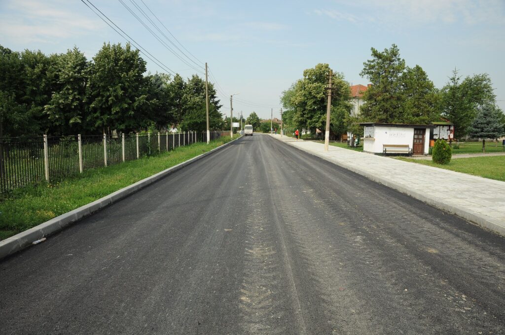 Монтана вложи стотици хиляди в селата на общината 1 Sela pati6ta