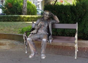 Габрово слага паметник на Вечния музикант