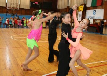 Деца премериха сили по спортни танци във Видин