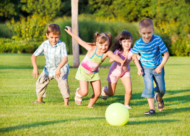 The Benefits Of Playing Outside For Children 1
