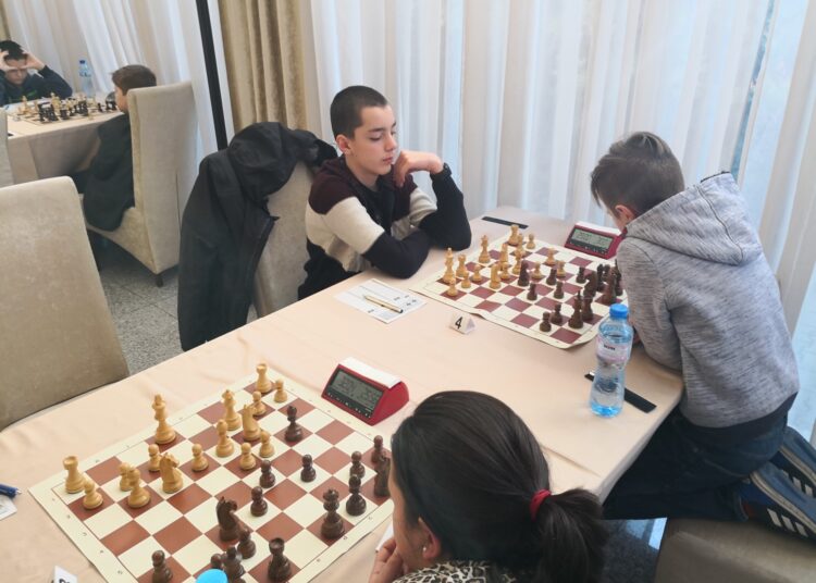 Шахматисти си дават среща на турнир в Стара Загора 1 Tunrir 2019