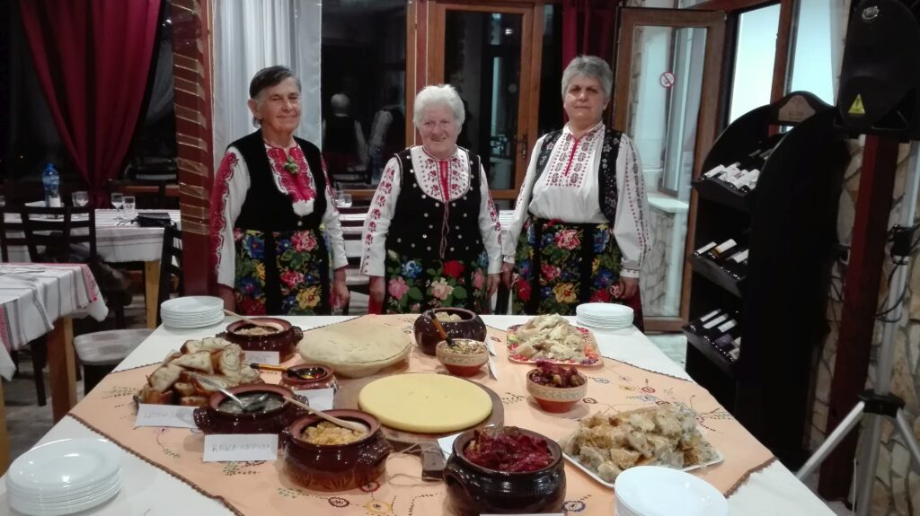 Инфотур тръгна от Белоградчик 2 Turisti Sala6 2