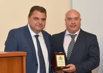 Наградиха кмета на Вършец за развитие на туризма