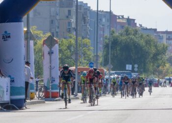 Старозагорци яхват велосипедите от Земята до Луната