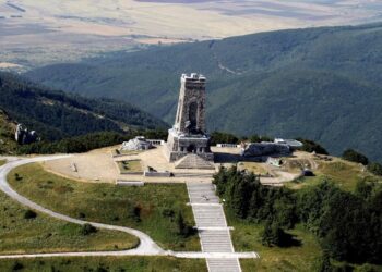 Боевете на връх Шипка оживяват