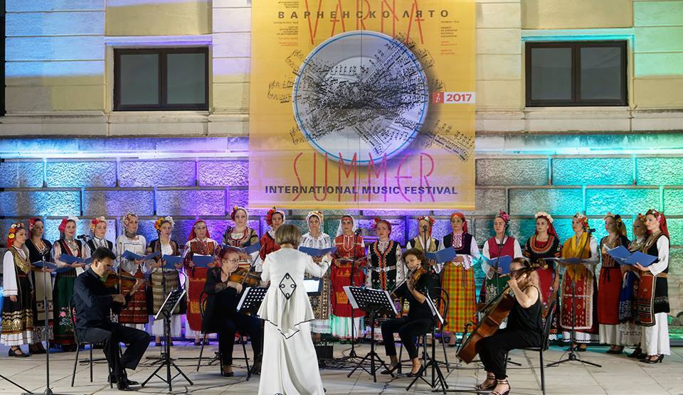 Космически гласове в Археологическия музей