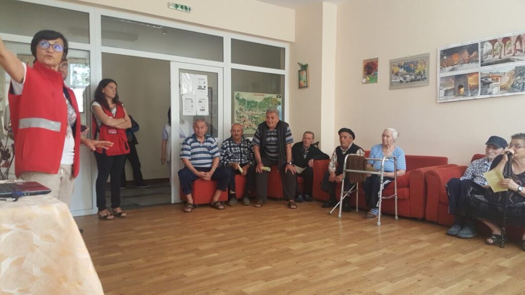 Домът за възрастни хора в Кърджали е с ремонтиран покрив 1 за възрастни хора Кърджали