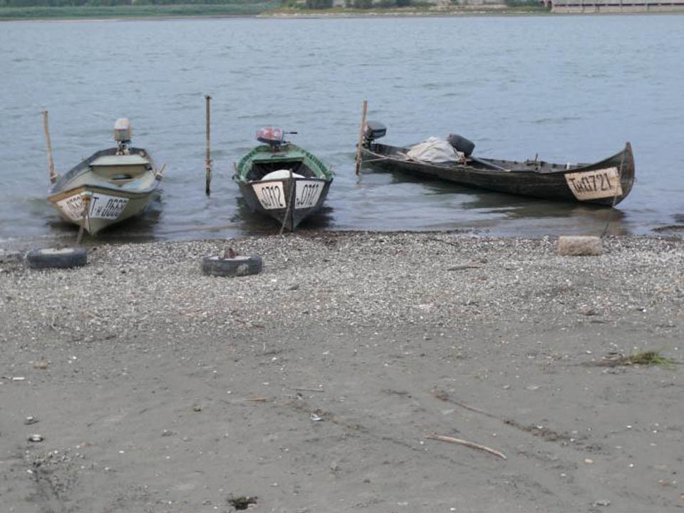Дунавско село брани лодкостоянката си 1 попина