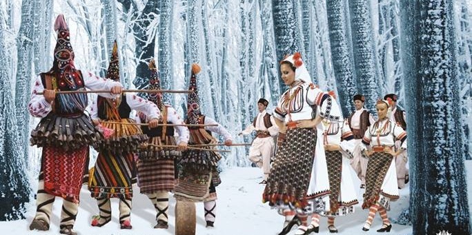 Зимна седянка, кукерски и сурвакарски игри от Странджа на шоу в Бургас 1 приказка