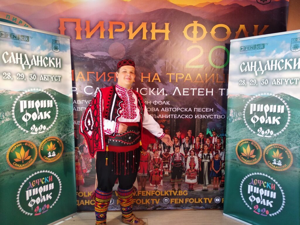 Деца и пенсионери на кастинг за „Пирин Фолк” 1 селекция