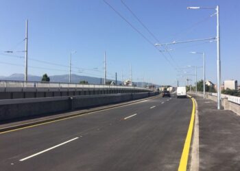 Пуснато е движението по моста “Чавдар”