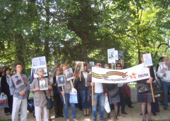 Потомци на фронтоваци се включиха в инициативата „Безмъртният полк”