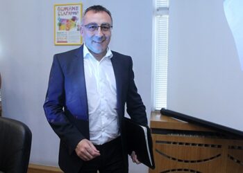 100 бона за паралелка по дуалната система