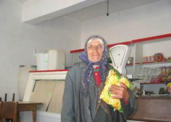 Закриват магазини по граничните паланки