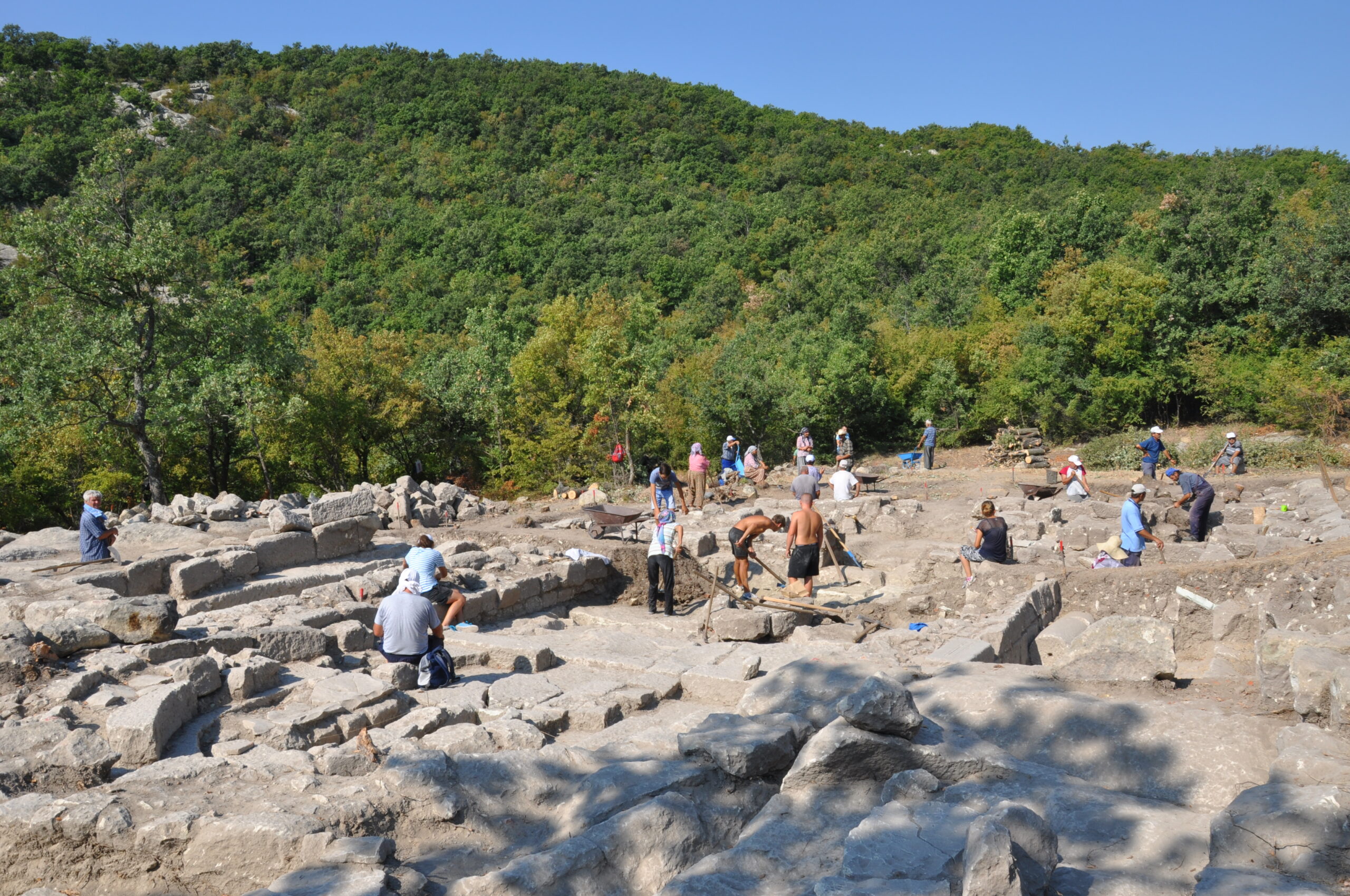 Спасиха 1.5 млн. лв. за реставрацията на Перперикон 11 Спасиха 1.5 млн. лв. за реставрацията на Перперикон