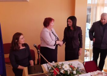 Млада кметица очаква подкрепа от правителството
