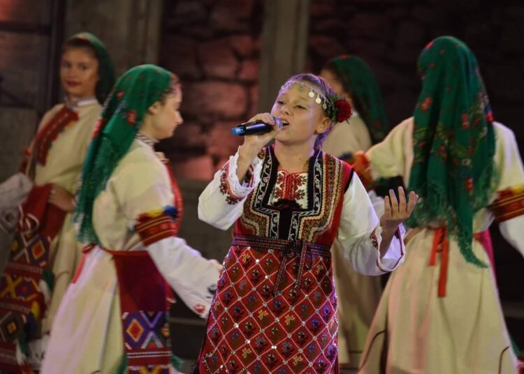 Талантлива певица от Банско с награда от „Пирин Фолк” 1 Манчева