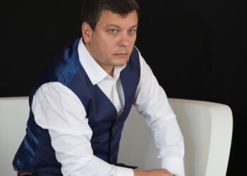 Боян Томов: Всички ученици трябва да имат достъп до технологиите