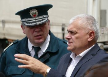 Министър Радев: Взети са мерки за облекчаване на трафика на ГКПП- Кулата