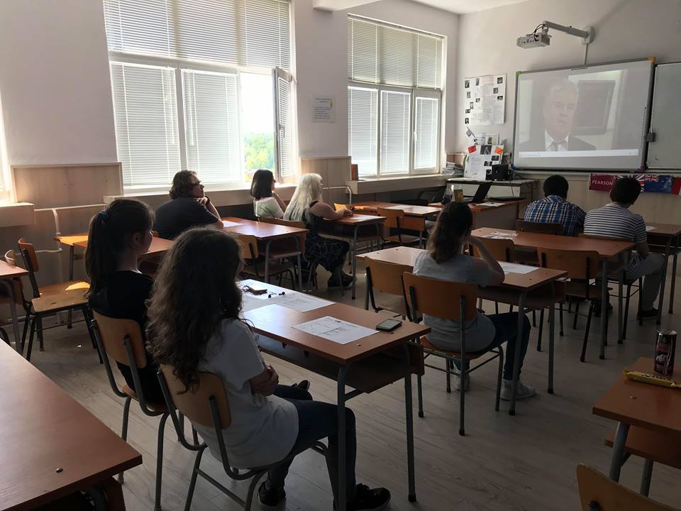 Родителите скочиха, не искат отваряне на училищата