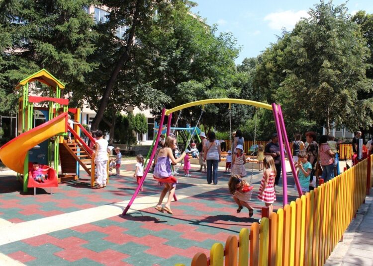 Обявиха първото класиране за ясли и детски градини в Пловдив 1 площадки