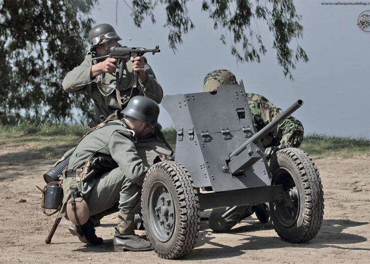 Отдаваме почит на пострадалите военни 1 по оръжие 3