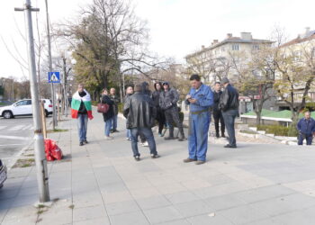 Малцина шуменци излязоха на протест за по-добри условия на живот
