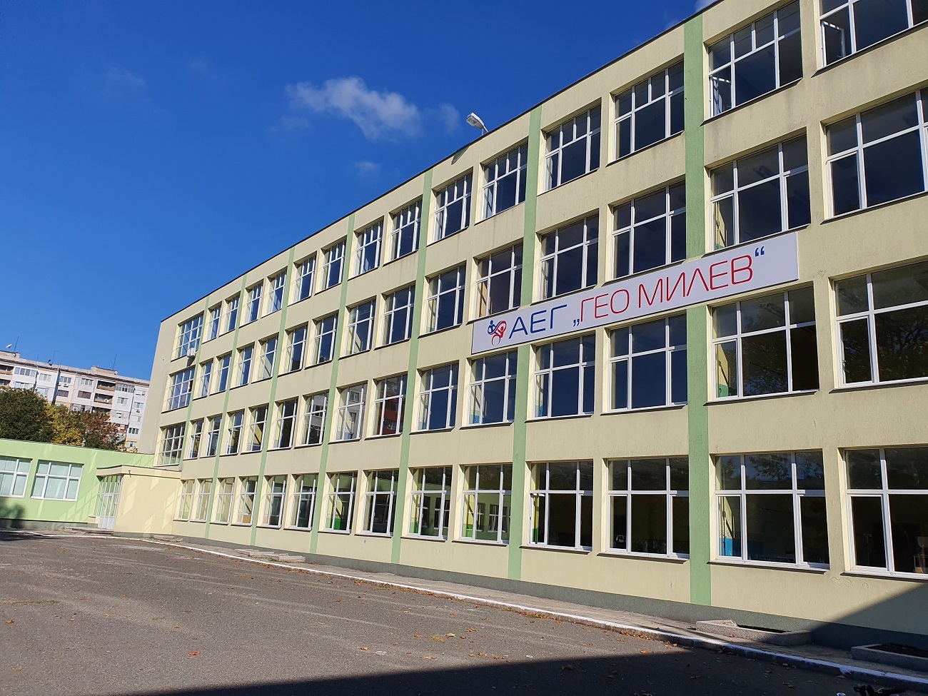 Ремонтът на новата сграда на бургаска гимназия е почти готов