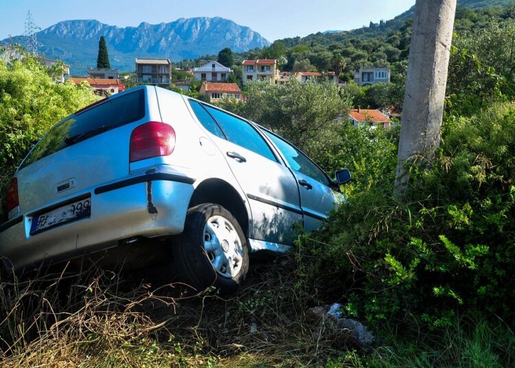 accident 2216534 960 720 1