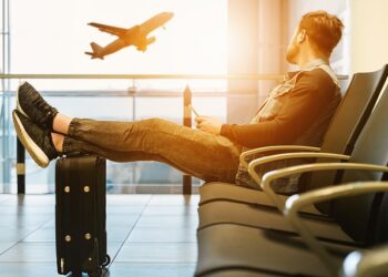 airport 3511342 640