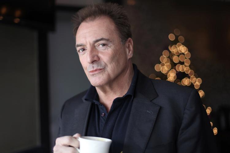 Мелник дарява с вино холивудския актьор Арманд Асанте 1 armand assante 1