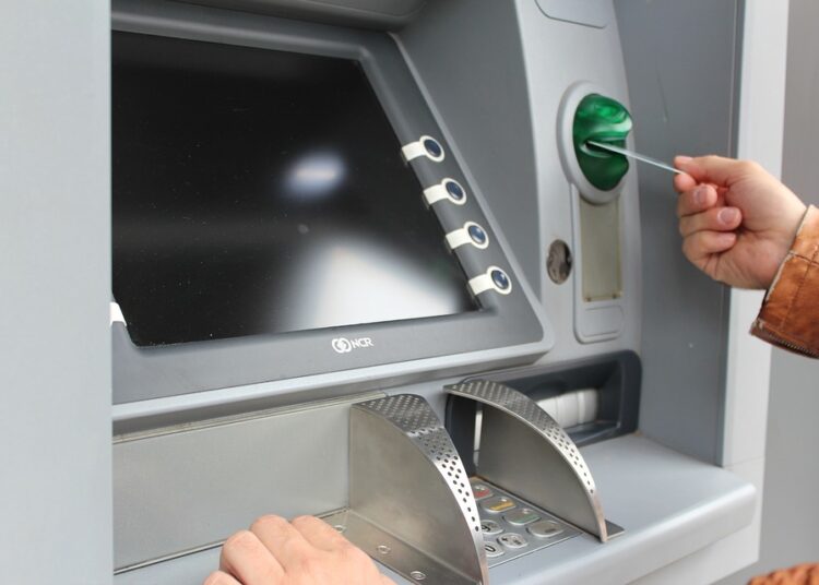 atm 1524870 960 720