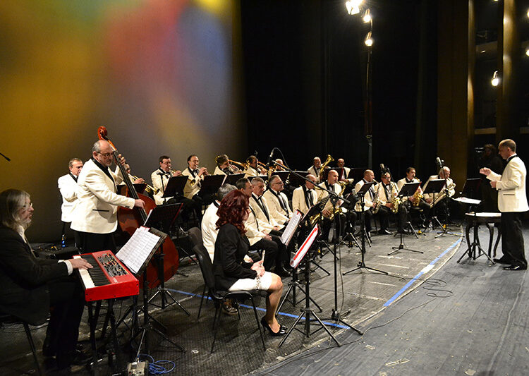 "Биг Бенд" и музикални идоли ще зарадват великотърновци 1 big band vt