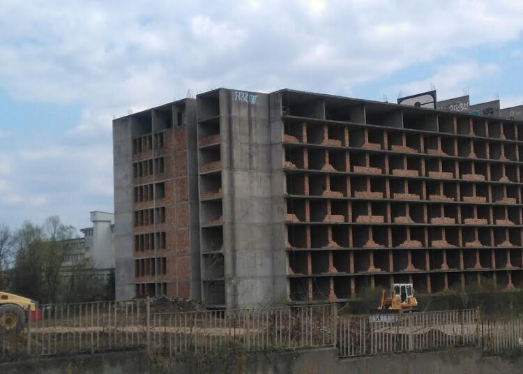 Пресушават блато във Велико Търново 1 blokturnovo