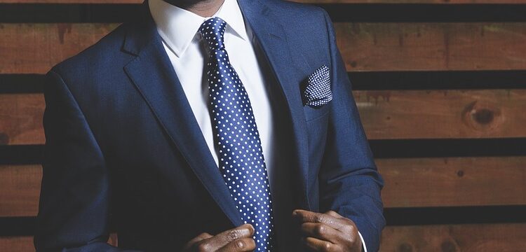 business suit 690048 960 720
