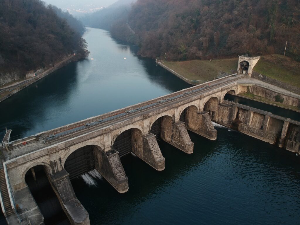 dam 4029032 1920