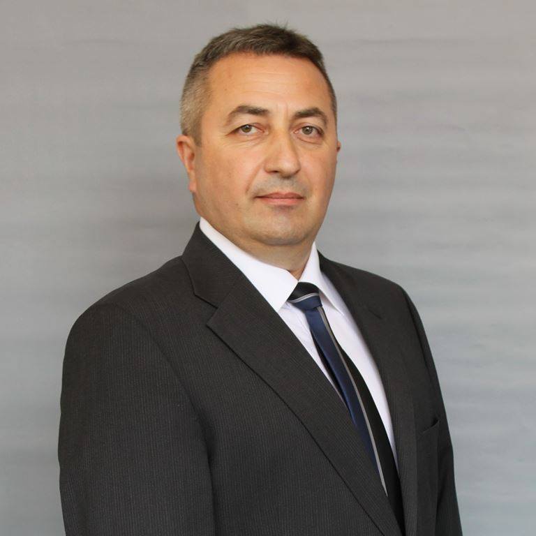 Кметът на Девин иска 50% от таксите от изворите за общините