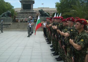 51% от читателите на Кмета.bg се гордеят с армията
