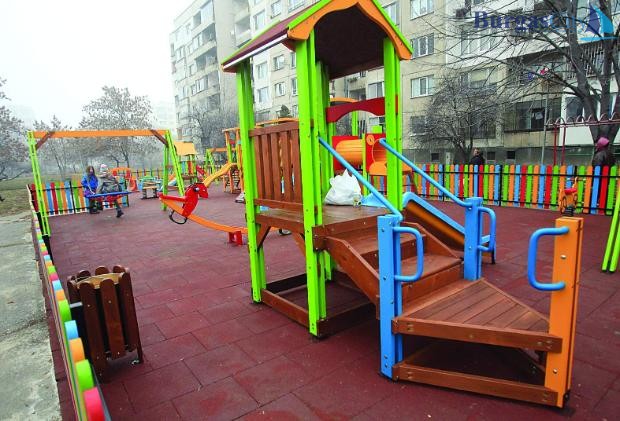 Демонтират опасни детски площадки, строени предизборно 1 detska ploshtadka 1