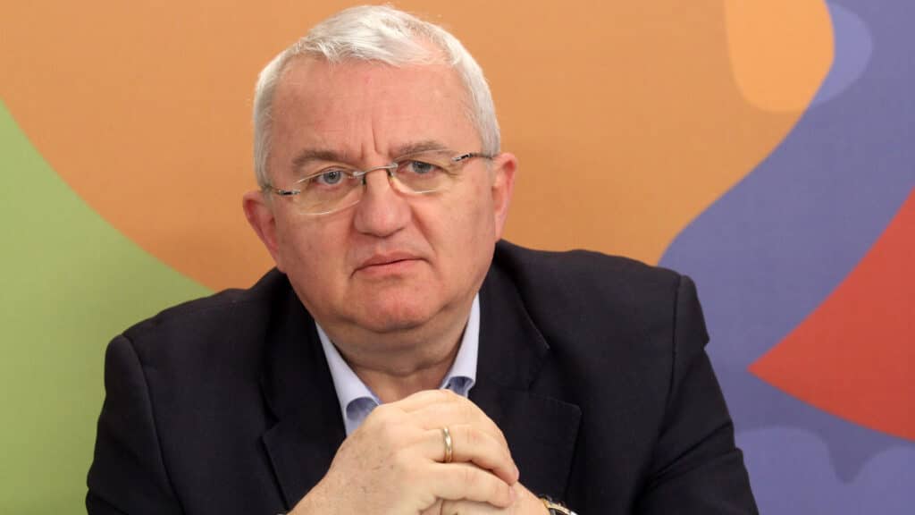 Прогноза: 180 000 пътувания за 3 март 2 draganov