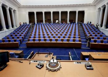 Какво да очакваме на първото заседание на новия парламент