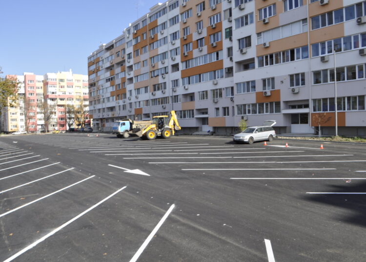 Нов паркинг в Бургас ще „приюти” 130 коли 1 f0019ee0a276299ea14eef28301eb017