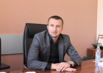 Известен кмет поде кампания в помощ на болно детенце